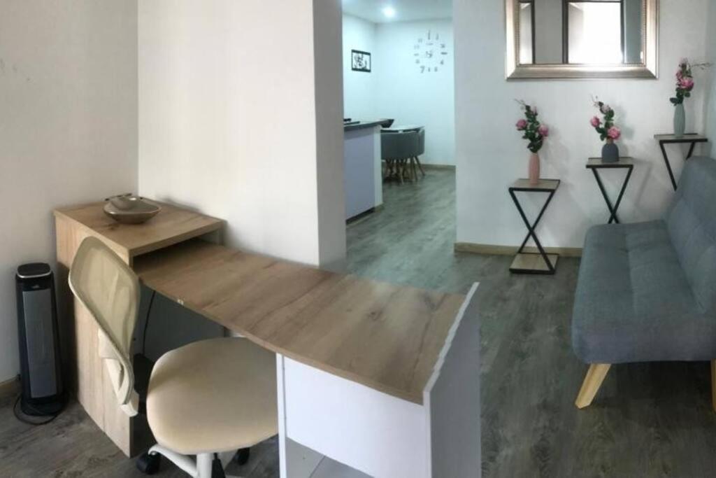 Apartamento Confortable, Amoblado En โบโกตา ภายนอก รูปภาพ