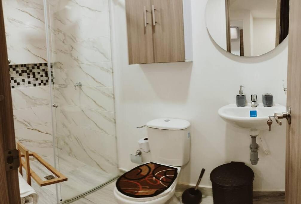 Apartamento Confortable, Amoblado En โบโกตา ภายนอก รูปภาพ